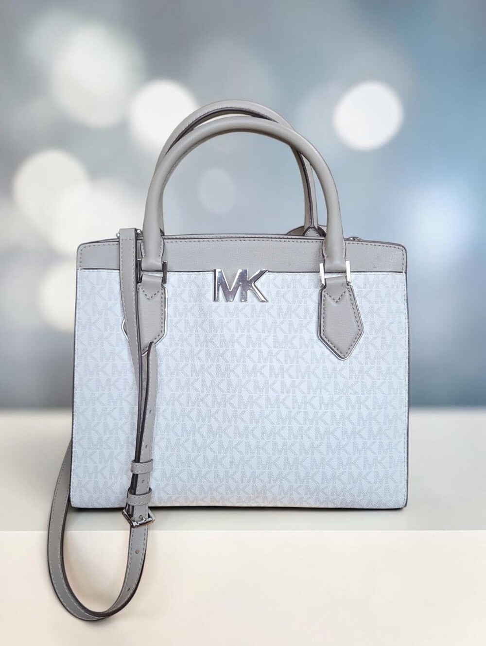 NWT Michael Kors Mott Medium Monogram Printed Leather Shoulder Satchel Handbag